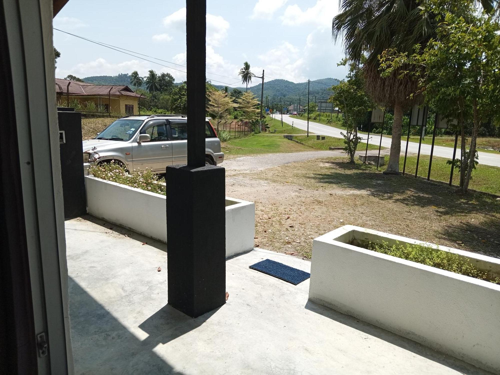 Kuntum Cottage Bed & Breakfast Kampung Tanjung Ipoh Kültér fotó